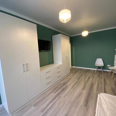 Vip Apartment Mountain View Almaty Esterno foto
