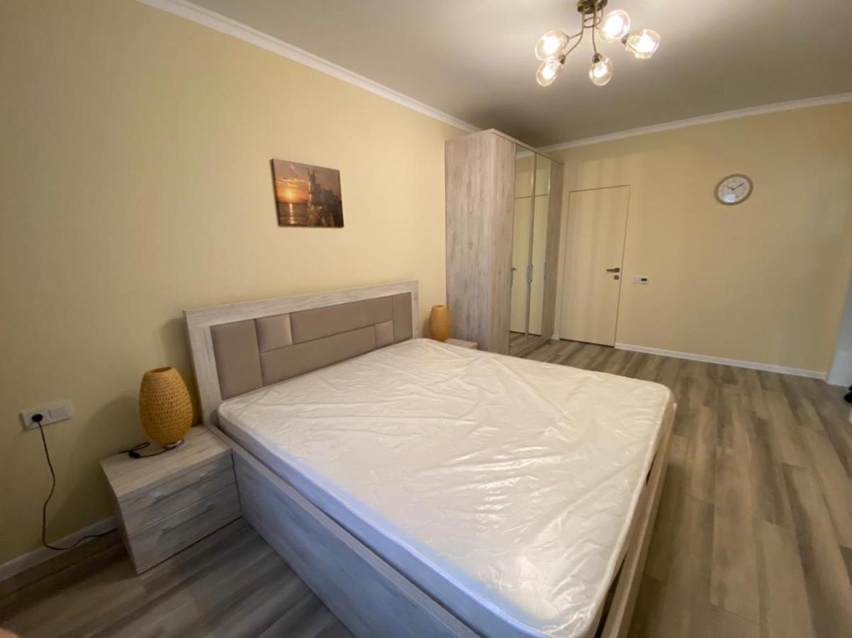 Vip Apartment Mountain View Almaty Esterno foto
